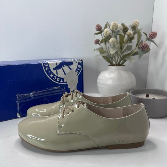 Birkenstock Saunders Patent Leather Clog Cloud Patent Women 9/Men 7 NWB Narrow - Picture 3 of 10